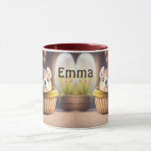 Niedliches Otterbaby in einem Korb - personalisier Tasse (Zentrum)