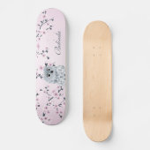 Niedliches Owl Cherry Pink Blossom Monogram Girl Skateboard (Vorderseite)