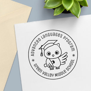 Niedliches Owl in einem Abschluss Permastempel