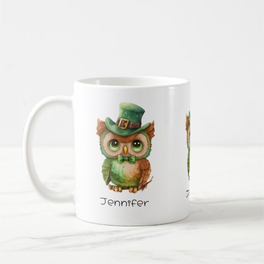 Niedliches Owl in einem grünen Top Hat Kaffeetasse (Links)