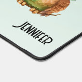 Niedliches Owl in einem grünen Top Hat Schreibtischunterlage (Ecke)