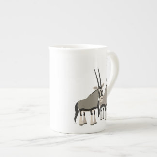 Niedliches Paar Cartoon Oryxes Porzellantasse