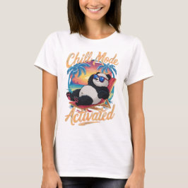 Niedliches Panda am Strand Sommer T-Shirt