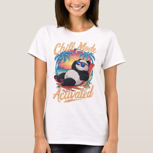 Niedliches Panda am Strand Sommer T-Shirt (Vorderseite)