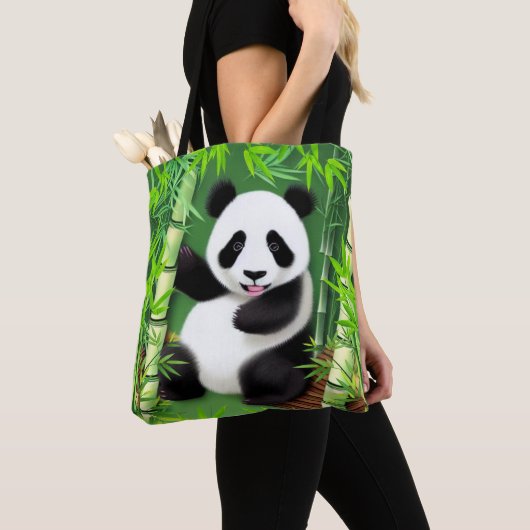Niedliches Panda im Bambuswald Tasche (Von Nahem)