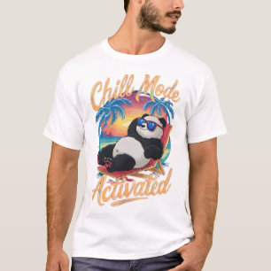 Niedliches Panda im Kältetechniksommer T-Shirt