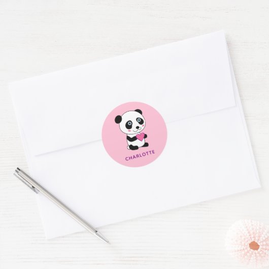 Niedliches Panda mit rosa Herz + Name Runder Aufkleber (Umschlag)