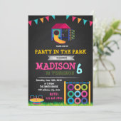 Niedliches Party im Park Einladung (Stehend Vorderseite)