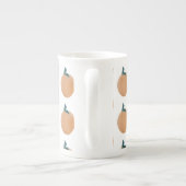 Niedliches Peach Orange Fruit Hand gezogen Porzellantasse (Rückseite)