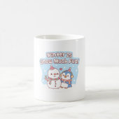 Niedliches Penguin Gebäude Schneemann Winter Schne Kaffeetasse (Mittel)