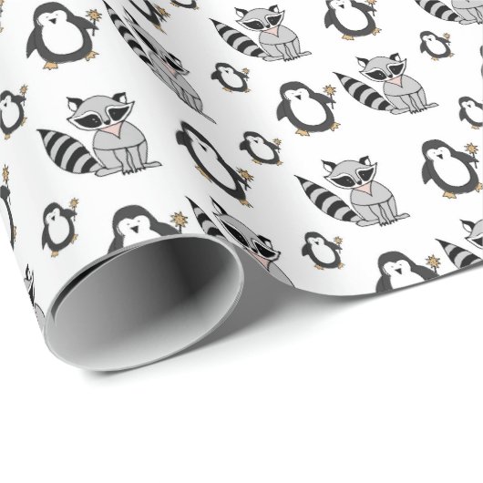 Niedliches Penguin Racoon Buddies Baby-Geschenk Geschenkpapier (Rolleneckpunkt)