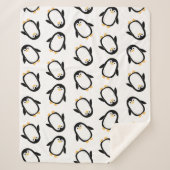Niedliches Penguins-Muster Sherpadecke (Vorderseite)