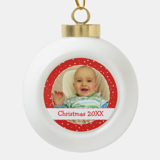 Niedliches Personalisiertes Foto Ball Rote Ornamen Keramik Kugel-Ornament (Vorderseite)