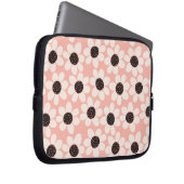 Niedliches Pink Daisy Blume Muster Laptopschutzhülle (Vorne Rechts)