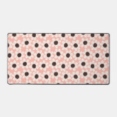Niedliches Pink Daisy Blume Muster Schreibtischunterlage (Vorderseite)