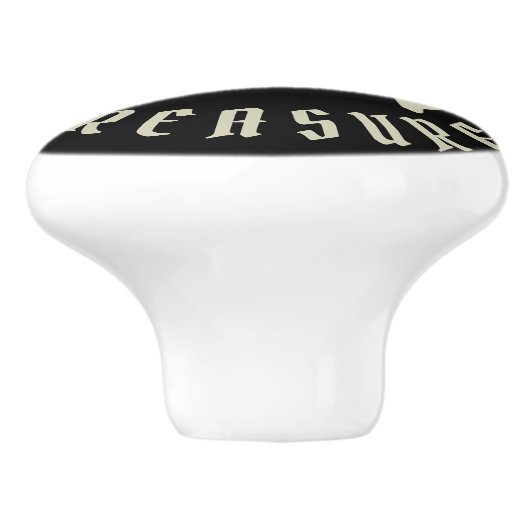 Niedliches Pirate Treasure Skull Crossbones Kabine Keramikknauf (Seitenansicht)