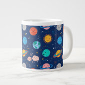 Niedliches Planetenmuster Jumbo-Tasse (Vorderseite Rechts)