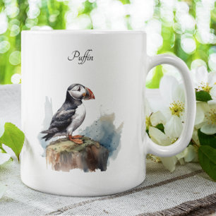 Niedliches Puffin auf einem Felsen, anpassbar Zweifarbige Tasse