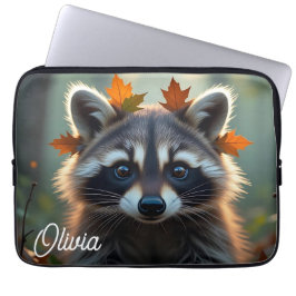 Niedliches Raccoon bei Herbstlauben Personalisiert Laptopschutzhülle
