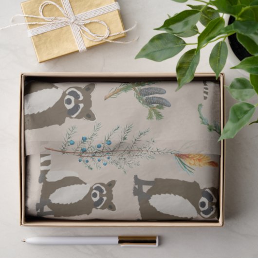 Niedliches Raccoon im Pinienwaldmuster Seidenpapier (Geschenk)