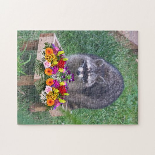 Niedliches Raccoon mit Blume Puzzle (Horizontal)