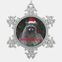 Niedliches Raccoon mit roter Weihnachtsmannmütze Schneeflocken Zinn-Ornament