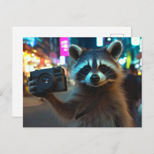 Niedliches Racoon mit Kamera in einer Großstadt Postkarte (Vorne/Hinten)