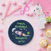 Niedliches Raketenschiff zur Darstellung des Carto Pappteller (Party)