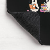 Niedliches Reading Ghost Halloween Ghost Buch Spoo Mousepad (Ecke)