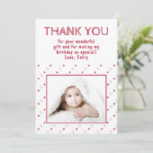 Niedliches Red Heart Pattern Foto Dankeskarte (Stehend Vorderseite)