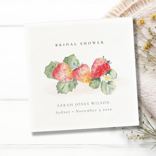 Niedliches Red Strawberry Leafy Foliage Brautparty Serviette