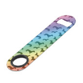 Niedliches Regenbogen-Dackelmuster Speedflaschenöffner (Vorderseite Schrägansicht)