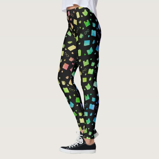 Niedliches Regenbogenbuch und Lesemuster Leggings (Links)