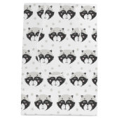 Niedliches Rennmuster Mittlere Geschenktüte (Rückseite)