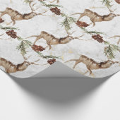 Niedliches Rentiermuster mit Tannenzweig und Pinec Geschenkpapier (Ecke)