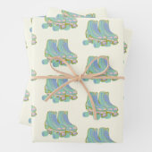 Niedliches Retro 80er Roller Skate Muster in Paste Geschenkpapier Set (Beispiel)