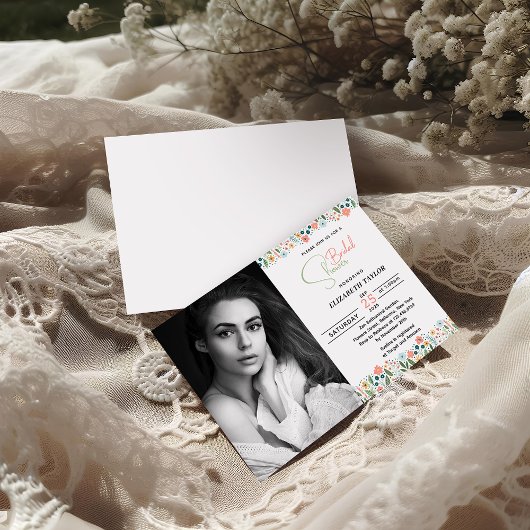 Niedliches Retro Blume Brautparty Foto Einladung