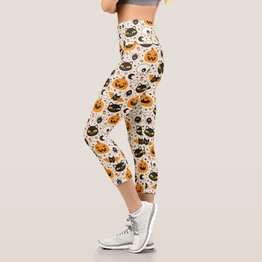 Niedliches Retro Halloween-Muster Capri Leggings (Links)