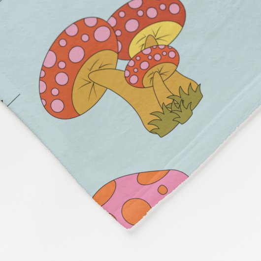 Niedliches Retro-Hippie-Pilzmuster in Pastellblau  Fleecedecke (Ecke)