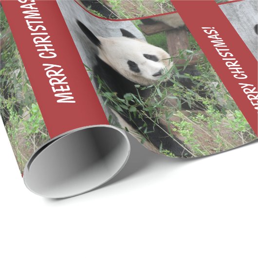 Niedliches riesiger Panda-frohe Geschenkpapier (Rolleneckpunkt)