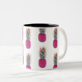 Niedliches rosa Ananas-Muster Zweifarbige Tasse (VorderseiteRechts)