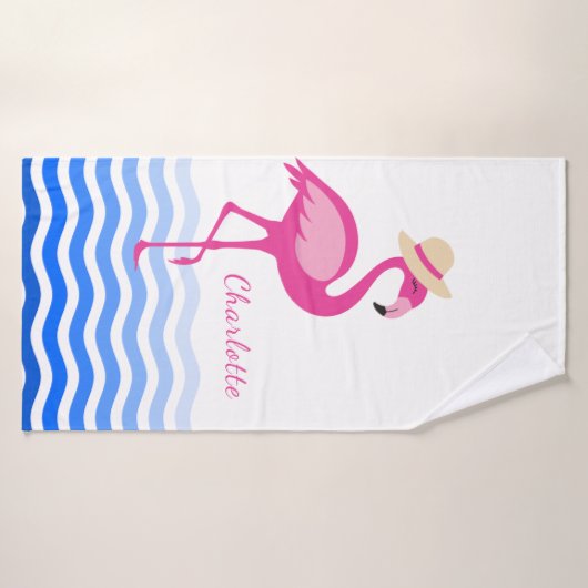 Niedliches Rosa Flamingo Seewellen Monogramm Badehandtuch (Badehandtuch)