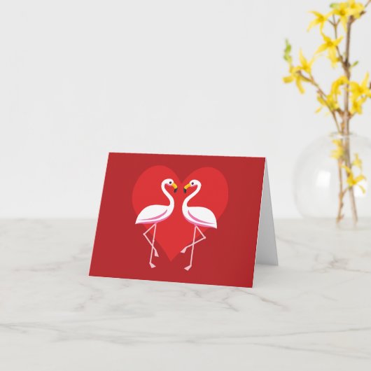Niedliches Rosa Flamingos mit rotem Herzen | Text  Karte (Gelbe Blume)