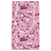 niedliches rosa Muster der Vögel und der Blumen Kleine Geschenktüte (Vorderseite)