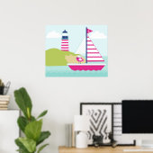 Niedliches rosa Segelboot und Leuchtturm Poster (Heimbüro)
