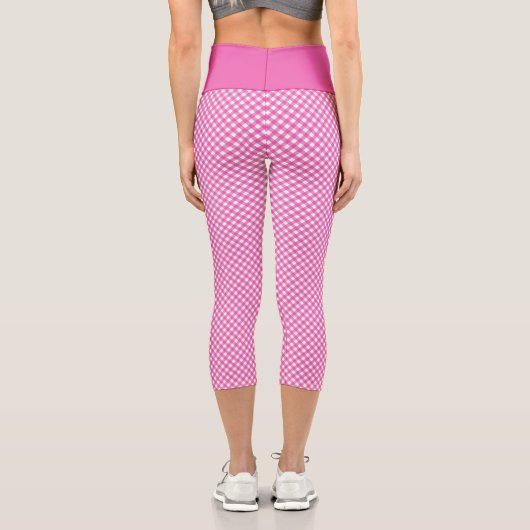 Niedliches Rosa und Weiß Gingham-Muster Capri Leggings (Rückseite)