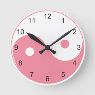 Niedliches Rosa und Weiß-Yin und Yang-Symbol Runde Wanduhr