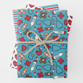 Niedliches rotes blaues Krankenpflegemuster Geschenkpapier Set (Beispiel)