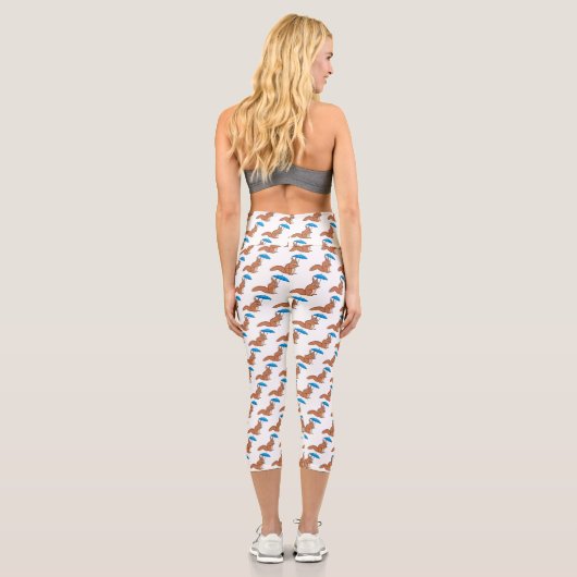 Niedliches Rotes Eichhörnchen mit Cartoon Capri Leggings (Rückseite)