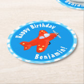 Niedliches rotes Flugzeug mit Cartoon Runder Pappuntersetzer (Angewinkelt)